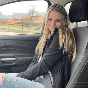 Meet your Posher, Savannah